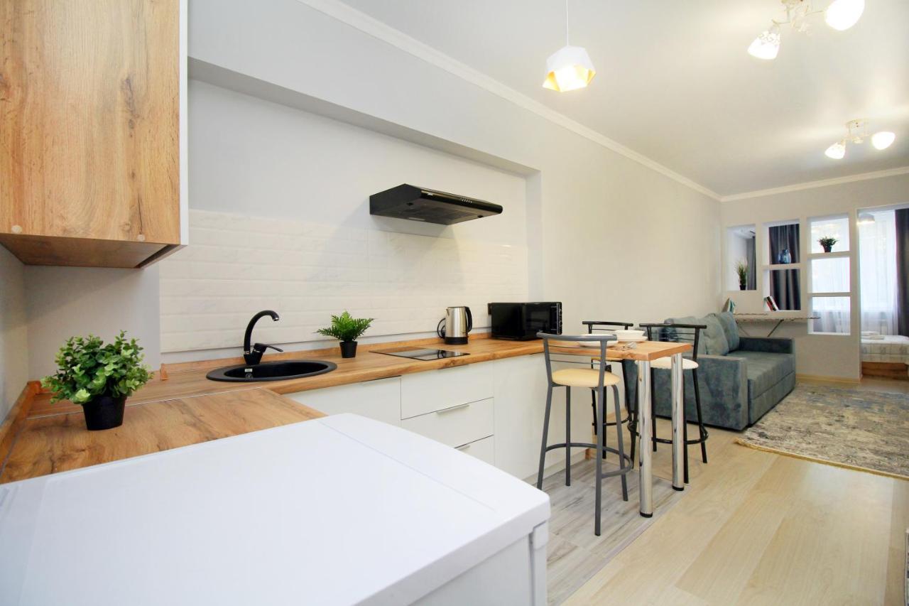 Cozy Studio In The Best Area! 3 Almaty Exterior photo